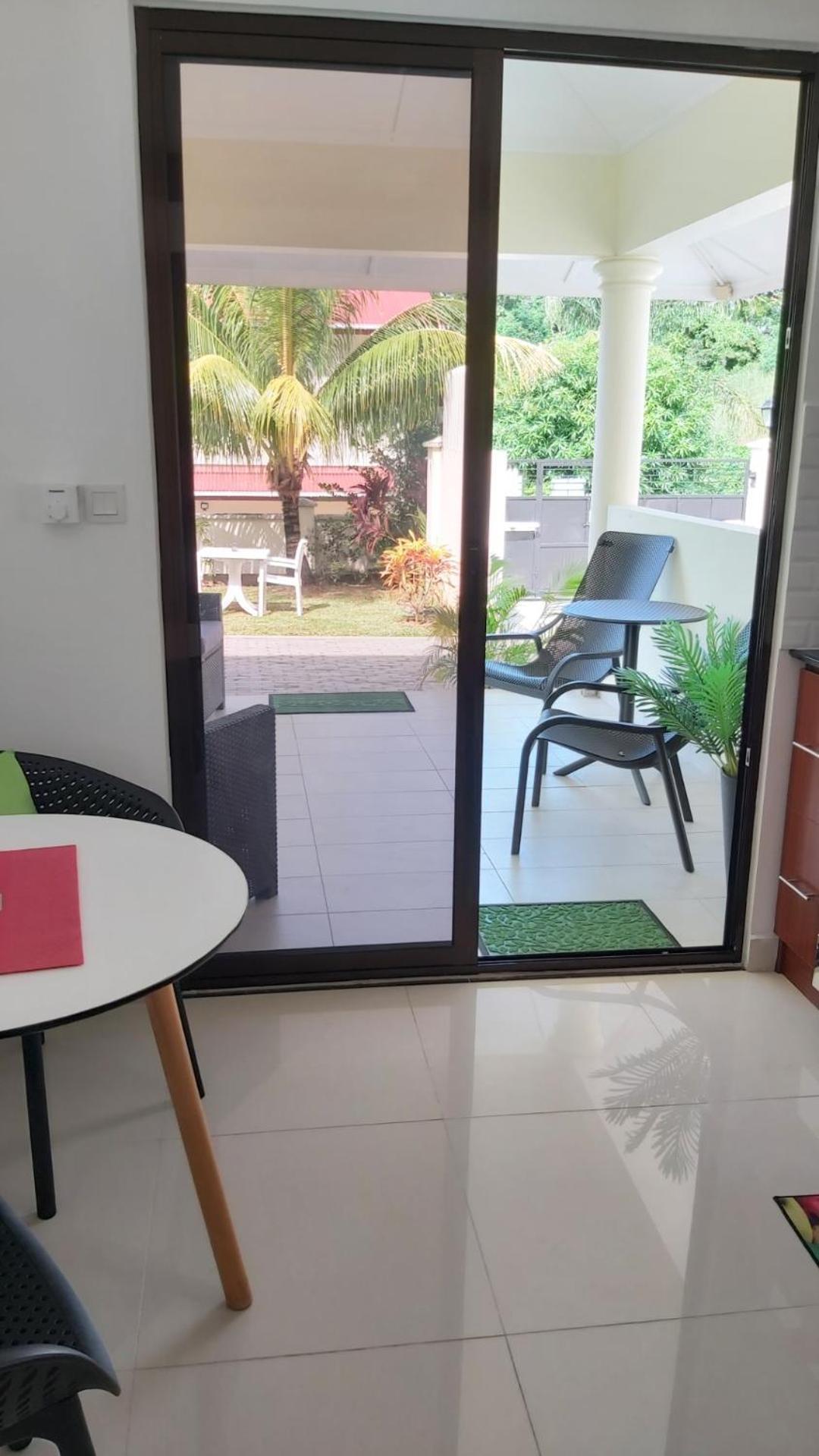 Emma'S Guest House And Self-Catering Au Cap Екстер'єр фото