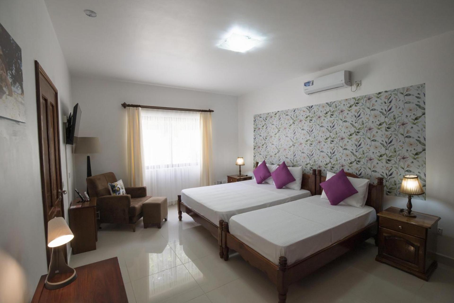 Emma'S Guest House And Self-Catering Au Cap Екстер'єр фото