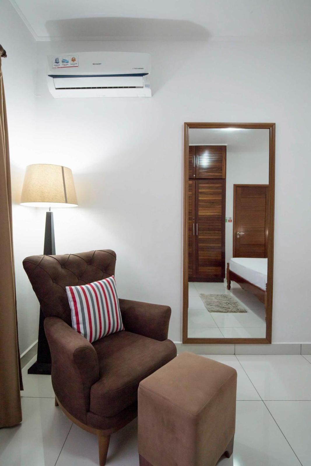 Emma'S Guest House And Self-Catering Au Cap Екстер'єр фото
