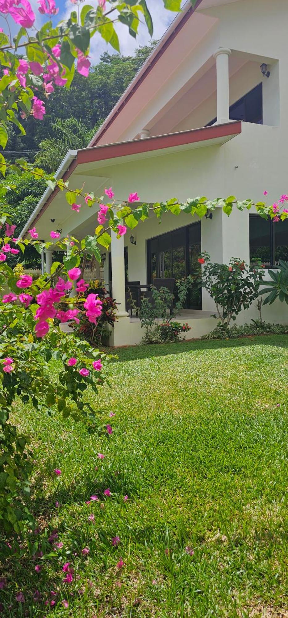 Emma'S Guest House And Self-Catering Au Cap Екстер'єр фото