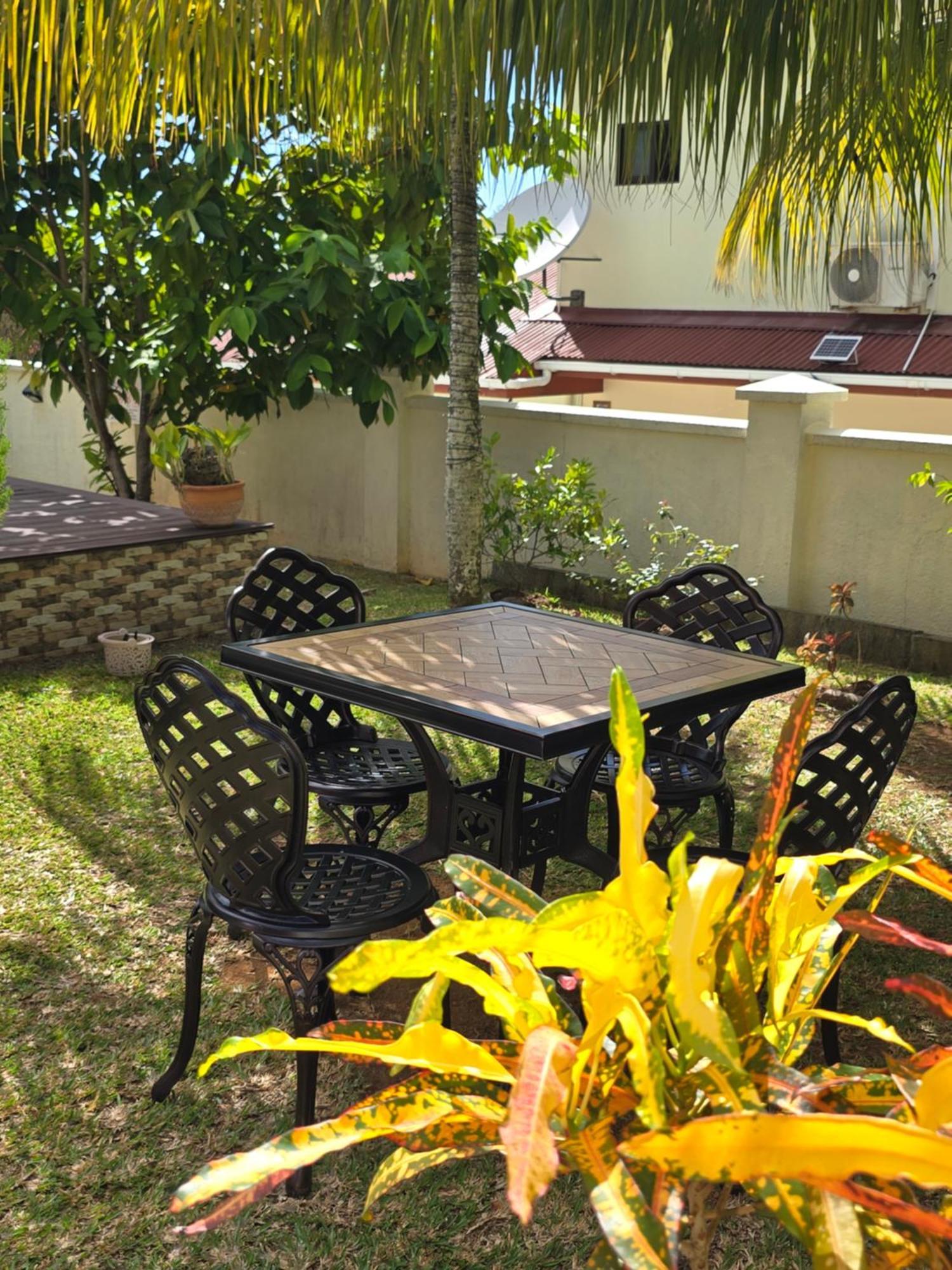 Emma'S Guest House And Self-Catering Au Cap Екстер'єр фото