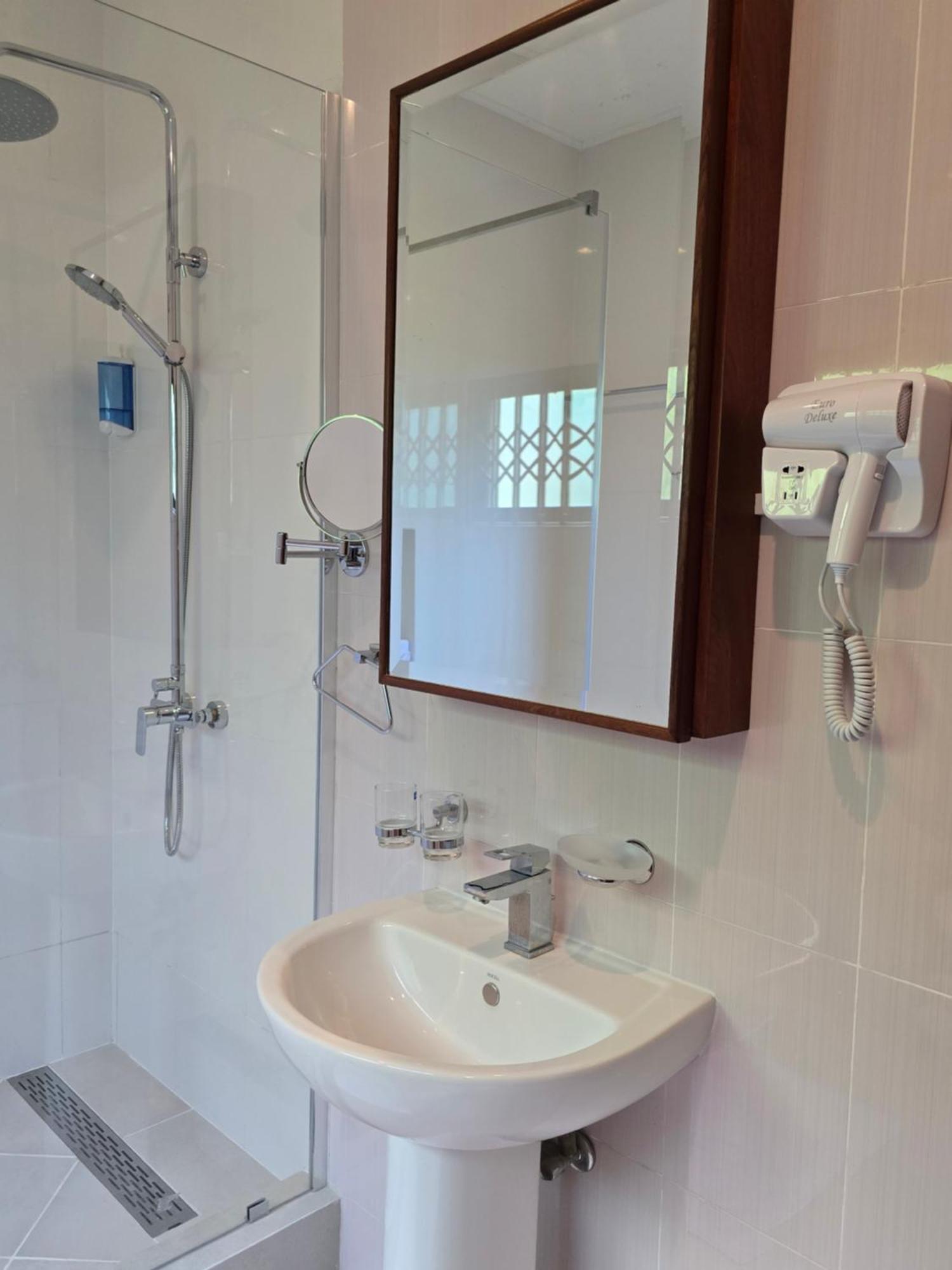Emma'S Guest House And Self-Catering Au Cap Екстер'єр фото